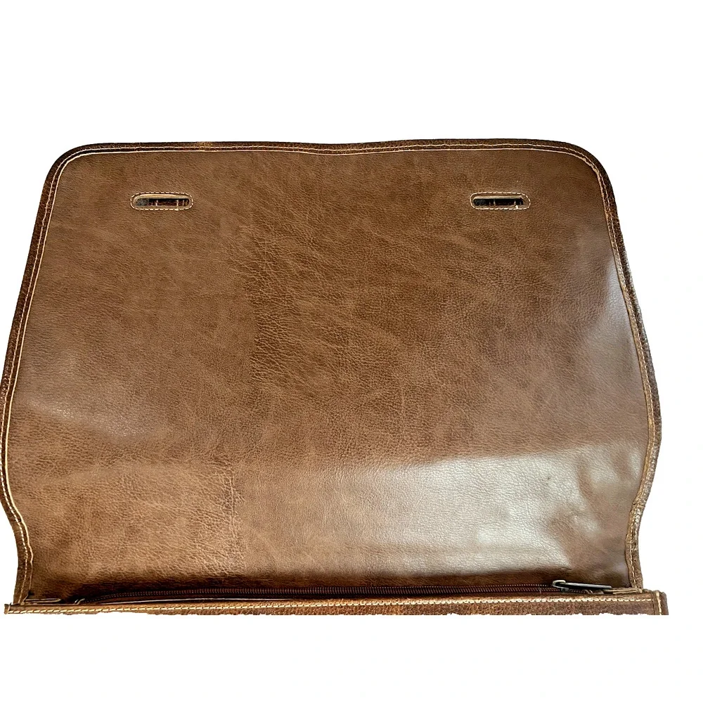 Vintage APC AmeriLeather Briefcase Carry On Bag 17X12.5 compartment strap